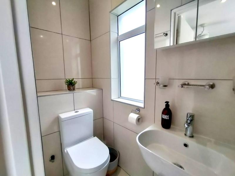 To Let 3 Bedroom Property for Rent in Hout Bay Western Cape